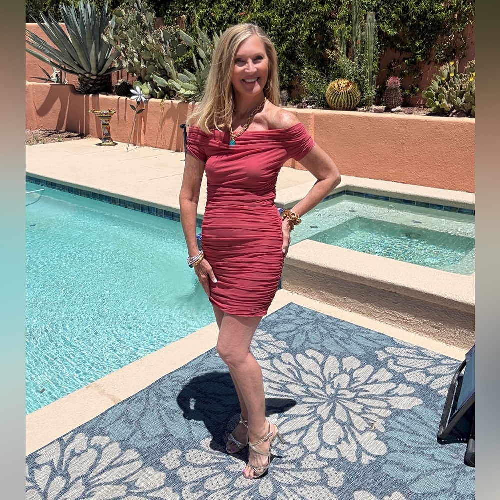 NWT RASPBERRY PINK OFF SHOULDER Ruched Bodycon Dress-S